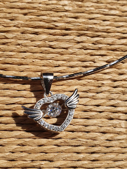 кулон "крылатое сердце"